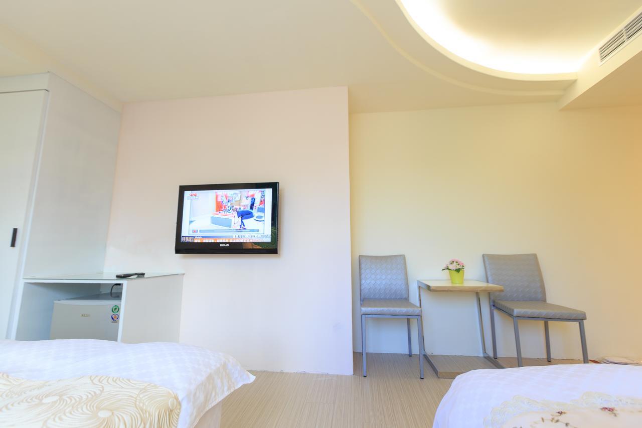 גאושיונג Travelyoung Hotel מראה חיצוני תמונה