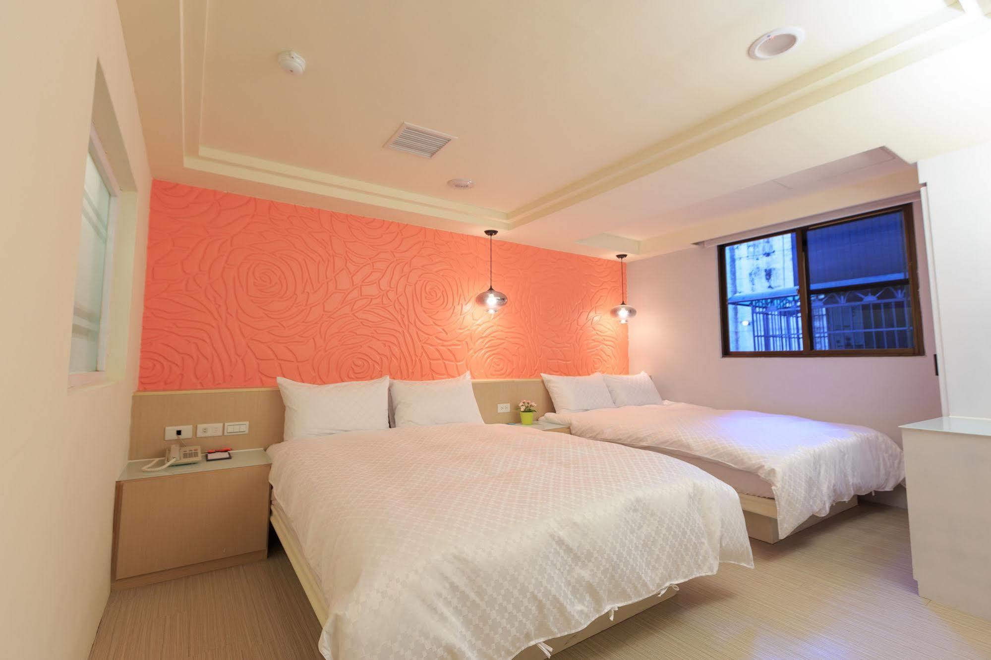 גאושיונג Travelyoung Hotel מראה חיצוני תמונה