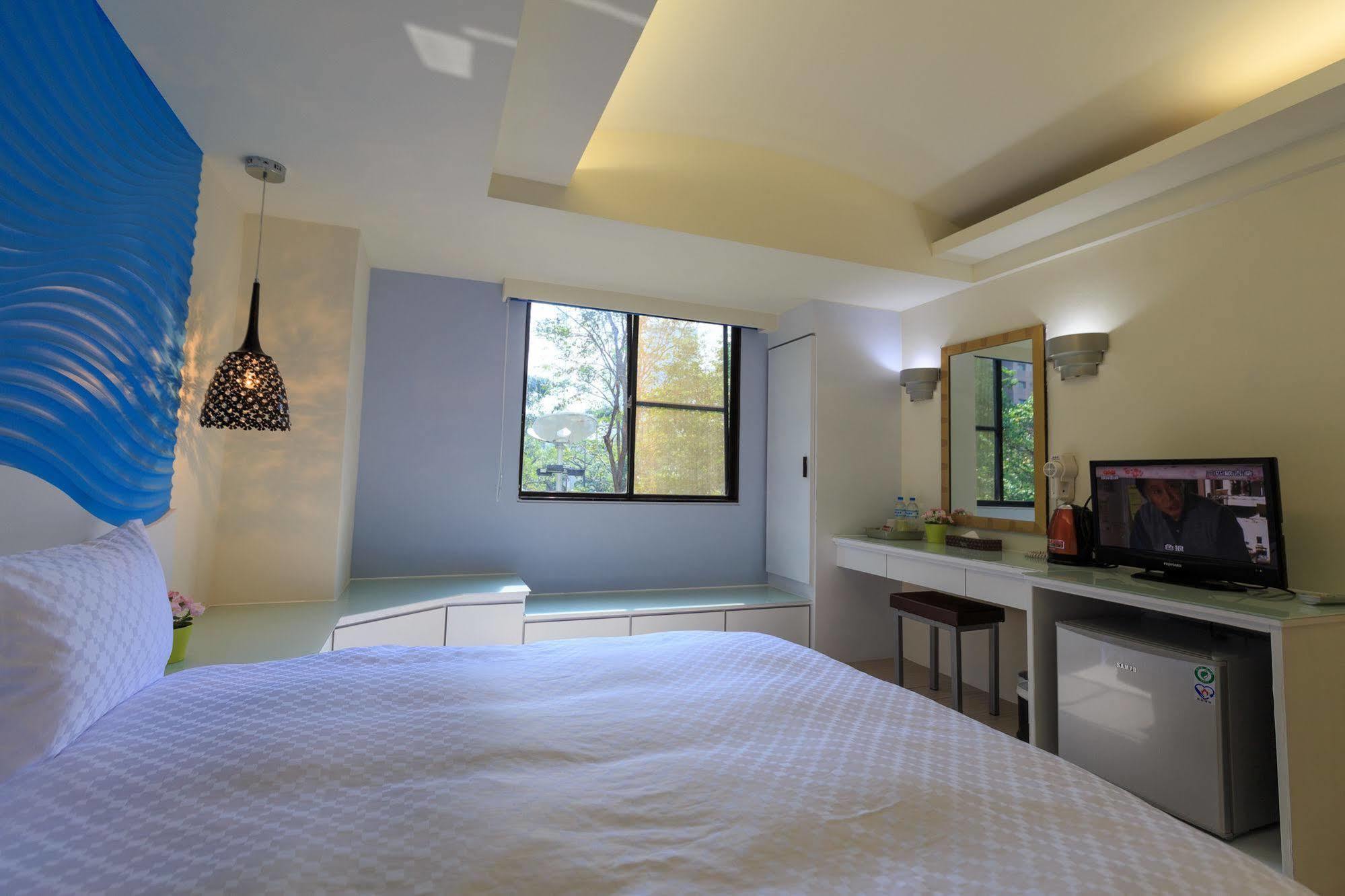 גאושיונג Travelyoung Hotel מראה חיצוני תמונה