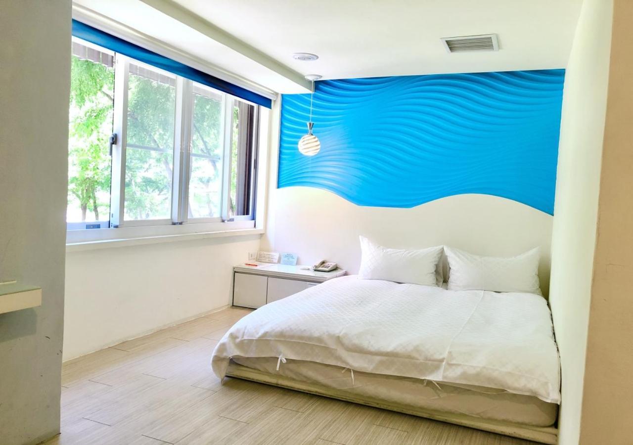 גאושיונג Travelyoung Hotel מראה חיצוני תמונה
